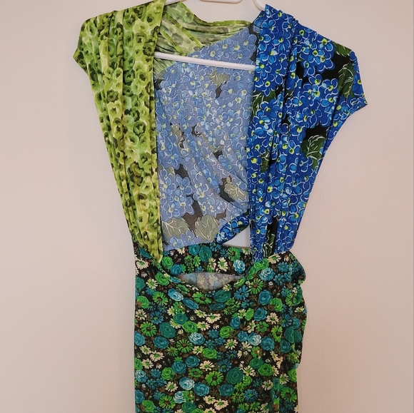 Zara Woman FW21 Floral Print Dress Blur Green Cut Out - Picture 10 of 12